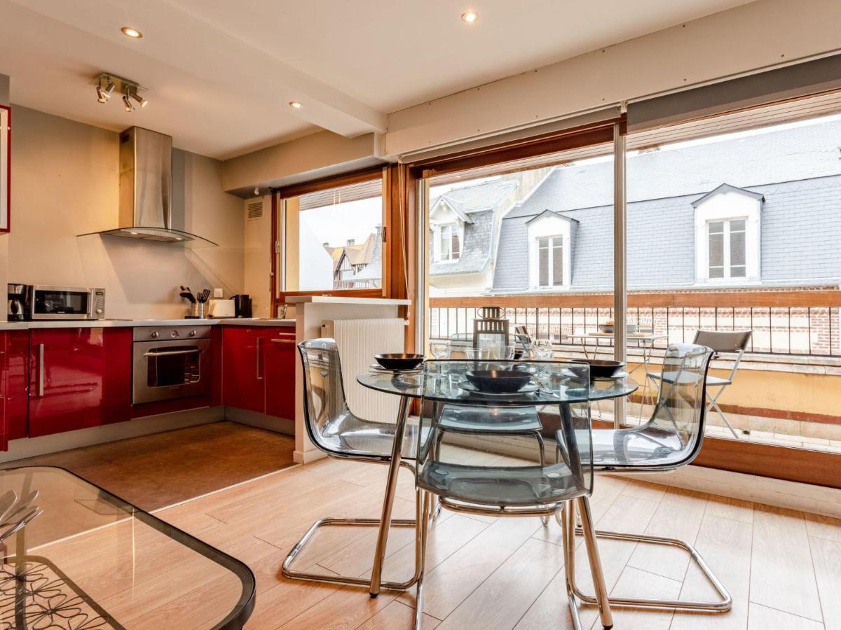 Apartment Les Cigognes By Interhome Deauville Exterior photo